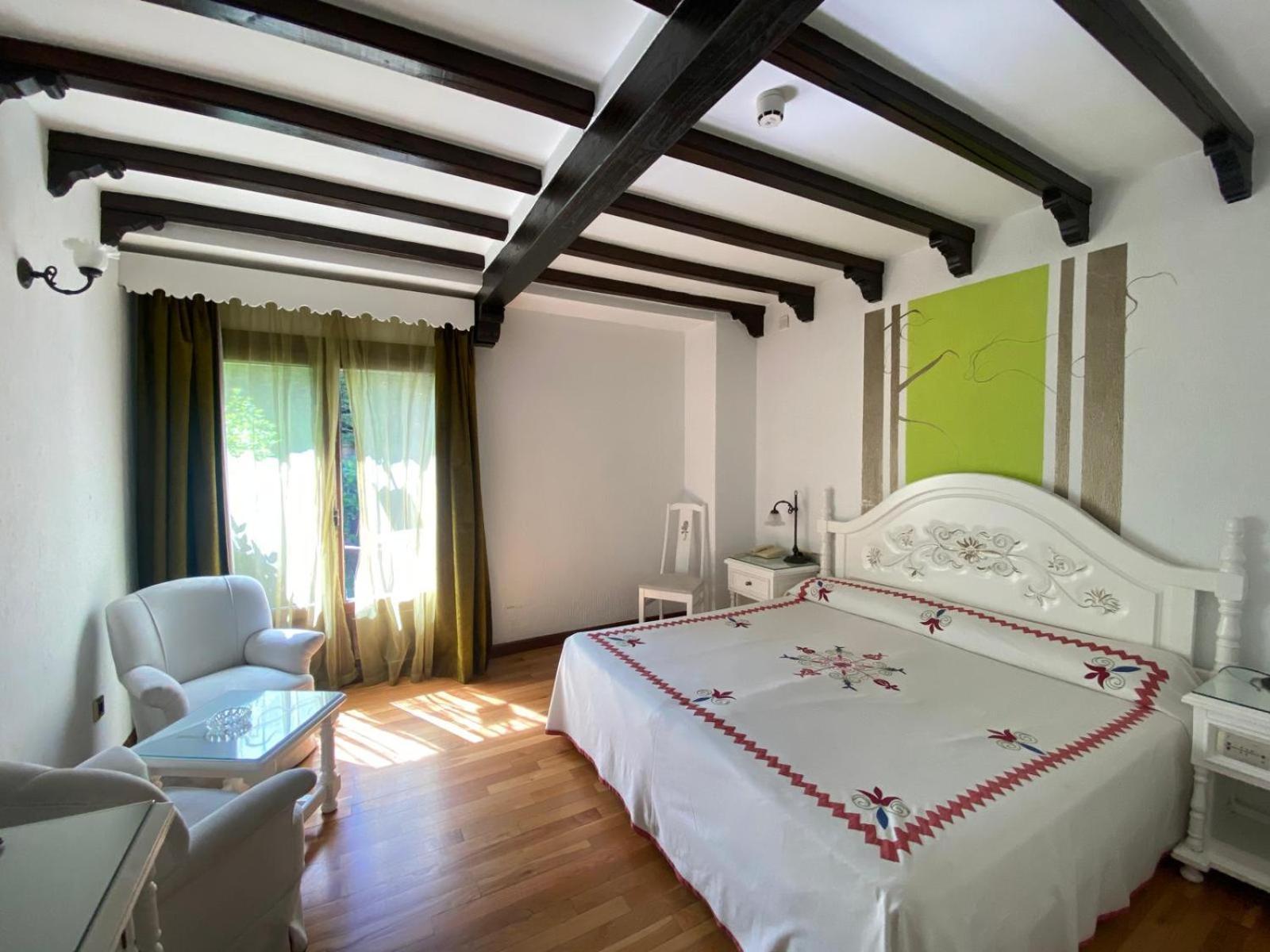 Hotel Dona Teresa La Alberca  Exterior photo